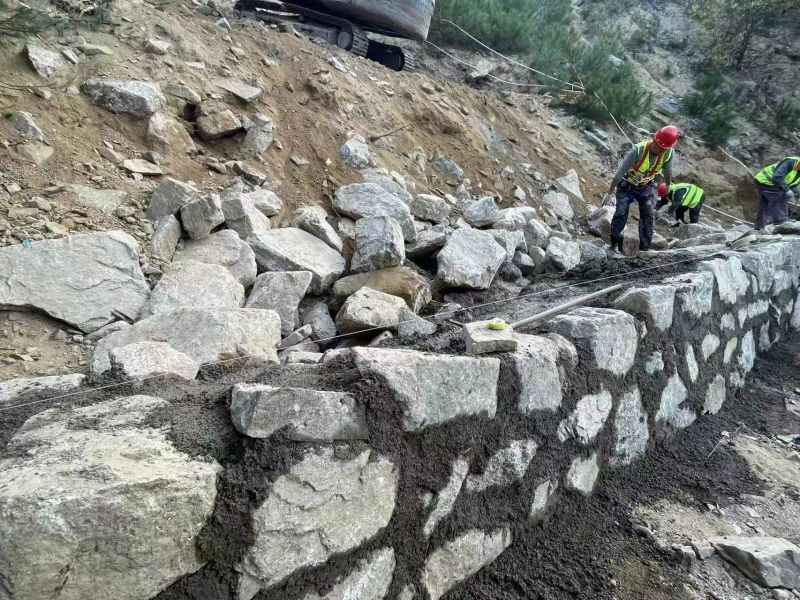 国网新源控股绩溪公司电站区域冲沟整治、生态恢复、渣场排水沟修复工程