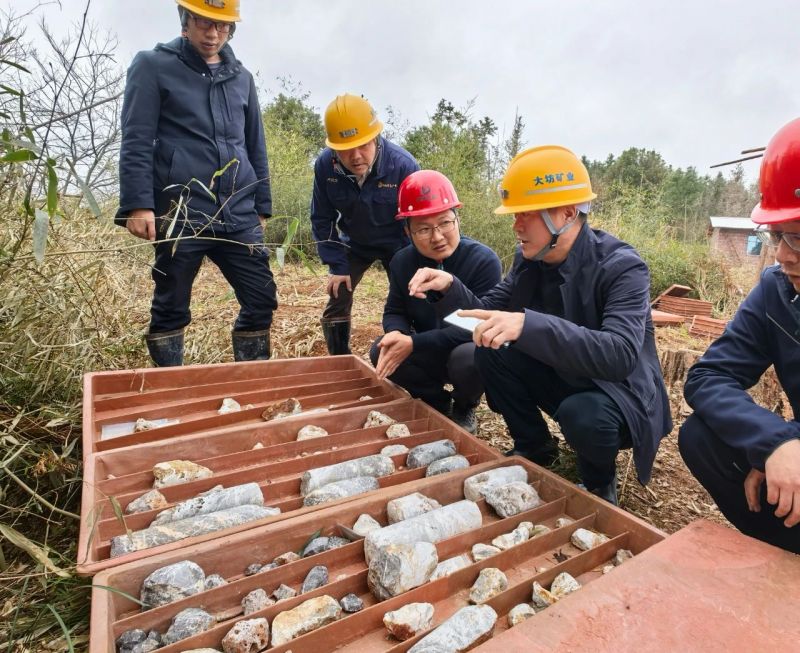 赵雄飞到地建集团公司猫儿岭金矿防治水EPC项目调研督导工作